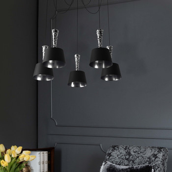 Светильник отлично смотрится в обеденной зоне