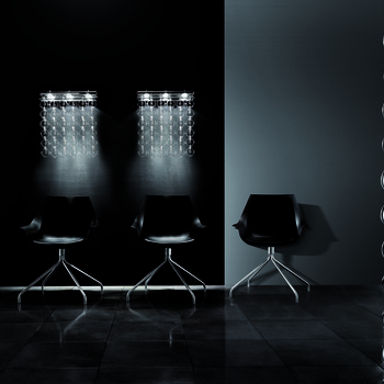 Можно выбрать бра с разным количеством стеклянных колечек