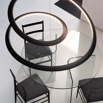 Форма светильника зависит от того, с какой стороны Вы на него смотрите