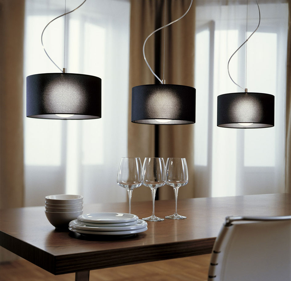 лампы над столом на кухне фото в интерьере